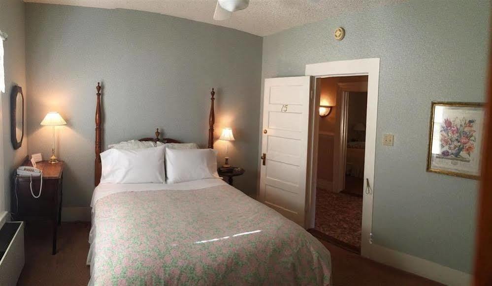 Inn On The River Glen Rose Exterior foto