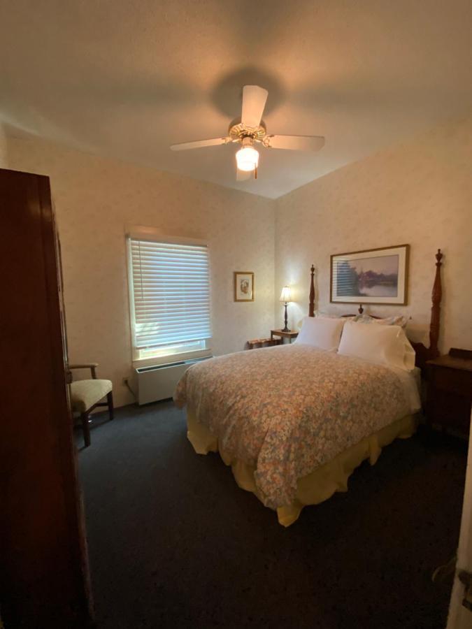 Inn On The River Glen Rose Exterior foto